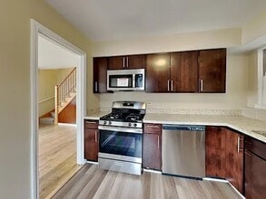 1112 Brookwood St in Bensenville, IL - Building Photo - Building Photo