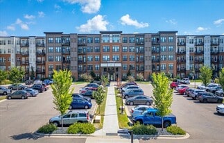 Harbor at Twin Lakes 55+ Apartments in Roseville, MN - Building Photo
