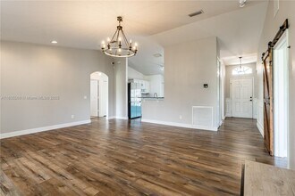 2357 SW Chestnut Ln in Port St. Lucie, FL - Building Photo - Building Photo