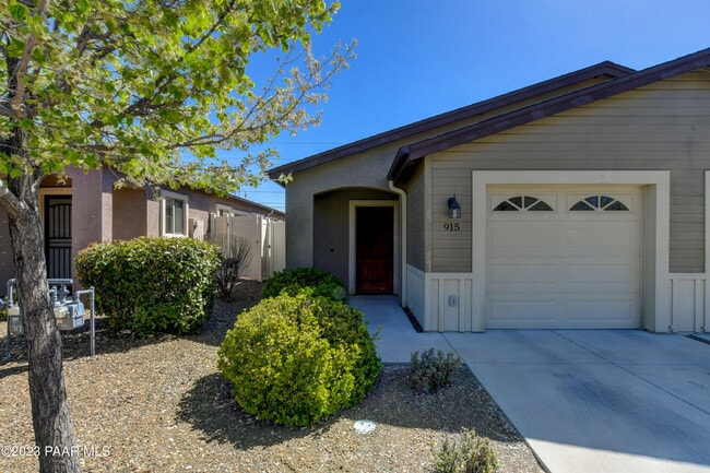 915 Gail Gardner Way in Prescott, AZ - Building Photo - Building Photo