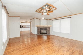 4680 Hardy Adams Rd in Holt, FL - Building Photo - Building Photo