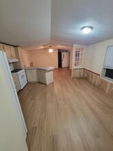 917 Austin St in Kingsland, TX - Building Photo - Building Photo