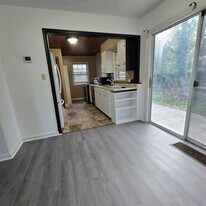 21676 N Essex Dr in Lexington Park, MD - Building Photo