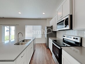 9433 W Hiden Stream St in Star, ID - Building Photo - Building Photo