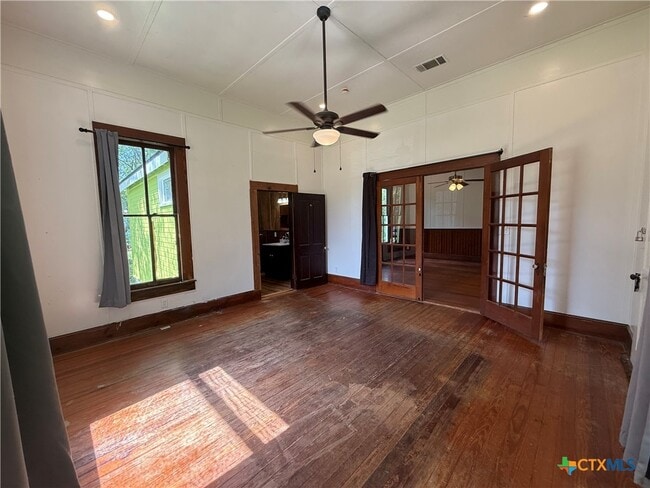property at 184 3rd St