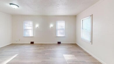710 E Ave F in Bismarck, ND - Building Photo - Building Photo