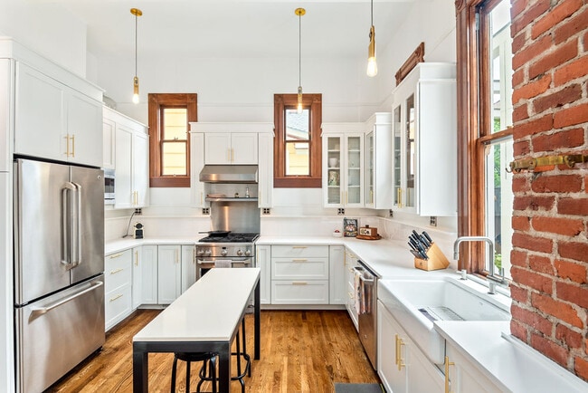 property at 2234 NW Johnson St