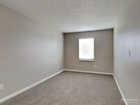 3245 Lakestream Dr photo'