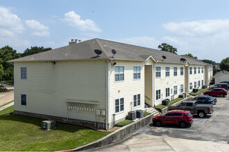 La Posada at Walden Condominiums in Montgomery, TX - Building Photo - Building Photo