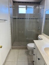 5188 E Ashlan Ave, Unit 101 in Fresno, CA - Building Photo - Building Photo