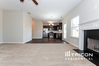 317 Parkview Pl Dr in Mcdonough, GA - Foto de edificio - Building Photo