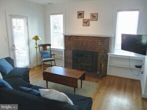 5003 44th St NW in Washington, DC - Building Photo - Building Photo