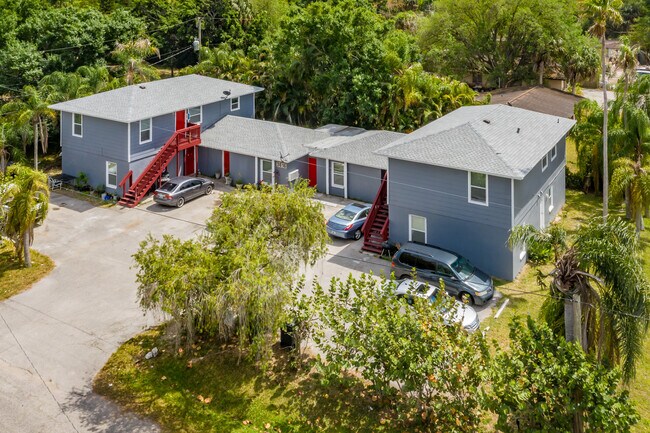 3616 Pearl St in Ft. Myers, FL - Foto de edificio - Building Photo