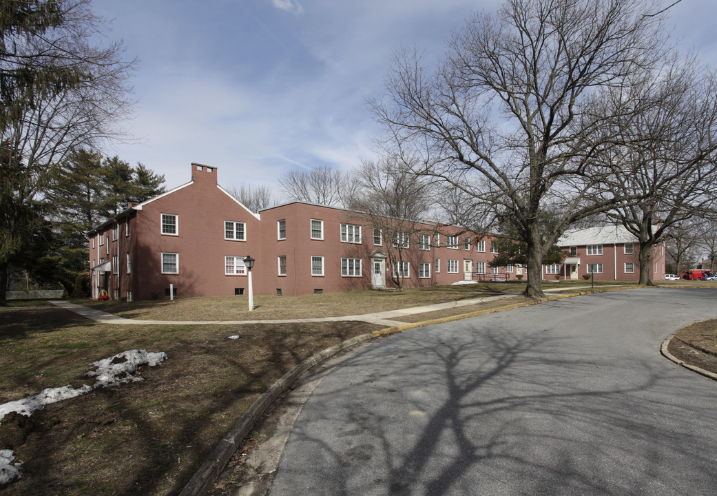 Garden Court Apartments in Dover, DE - Building Photo