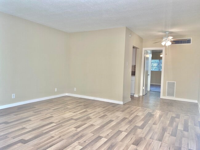 2303 S Federal Hwy in Boynton Beach, FL - Building Photo - Building Photo