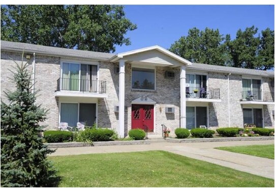 Meadowlawn Apartments in North Tonawanda, NY - Foto de edificio