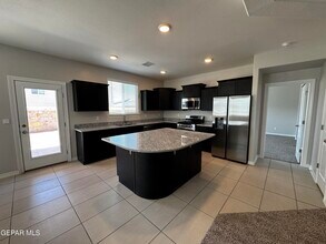 14434 Aria Lopez Dr in El Paso, TX - Foto de edificio - Building Photo