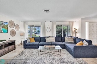 4112 NE 21st Ave in Fort Lauderdale, FL - Building Photo - Building Photo