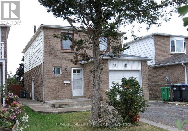 18 Pickard Ln in Brampton, ON - Building Photo - Building Photo