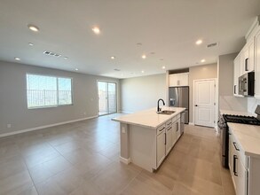 800 Echelon St in Las Vegas, NV - Building Photo - Building Photo