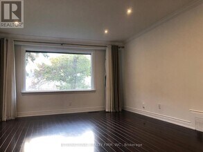 55 Kenton Dr in Toronto, ON - Building Photo - Building Photo