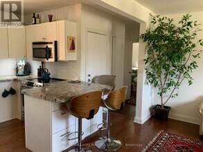 27 Wood Glen Rd in Toronto, ON - Building Photo - Building Photo