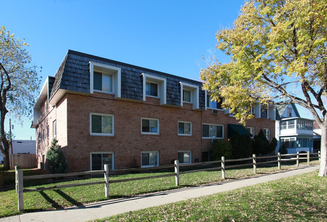 3112 Minnehaha Ave in Minneapolis, MN - Foto de edificio