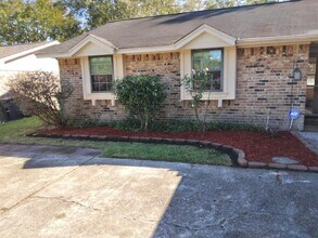 3611 Tompkins Dr in Baytown, TX - Building Photo - Building Photo