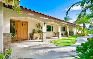 2798 Alta Vista Dr in Fallbrook, CA - Building Photo