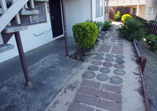 1563 Valle Vista Ave in Vallejo, CA - Building Photo - Building Photo