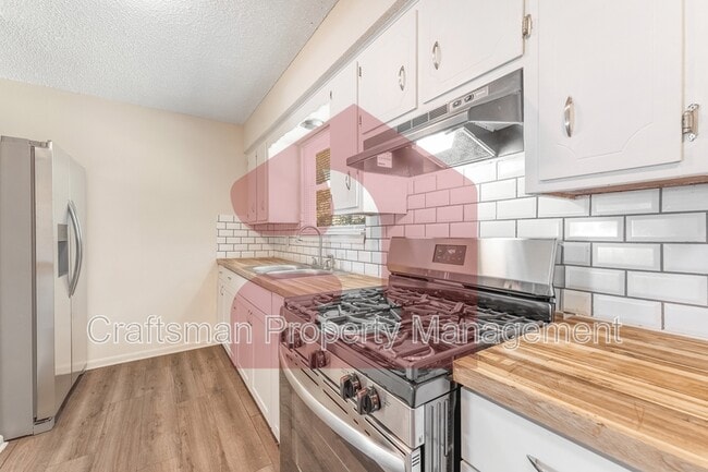 property at 409 S Cleveland St