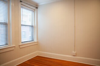 31 Irving St, Unit 5 in Boston, MA - Foto de edificio - Building Photo