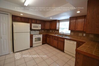 12105 72nd St N in Largo, FL - Building Photo - Building Photo