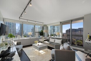 1255 N Sandburg Ter, Unit 1501 in Chicago, IL - Building Photo