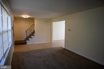 948 Homeland Dr in Lancaster, PA - Foto de edificio - Building Photo
