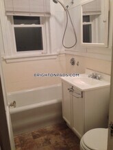 1615 Commonwealth Ave in Boston, MA - Building Photo - Building Photo