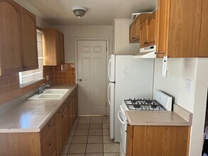 319 Heminger St in Glendale, CA - Building Photo - Building Photo