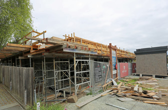 2580 Penrhyn St in Saanich, BC - Building Photo - Building Photo