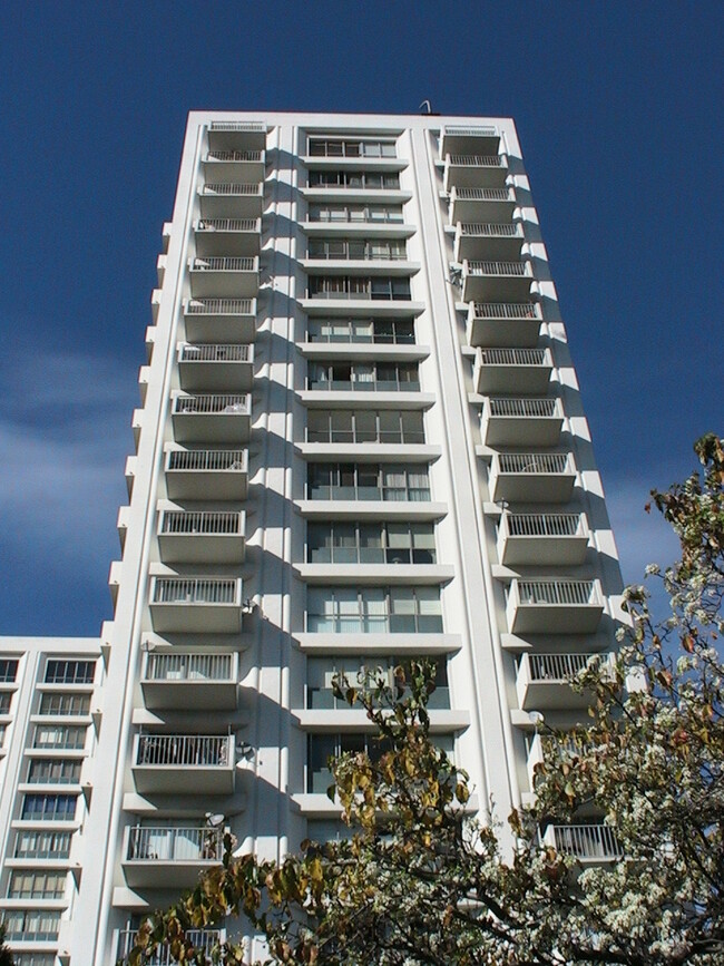 Century Park East in Los Angeles, CA - Foto de edificio - Building Photo