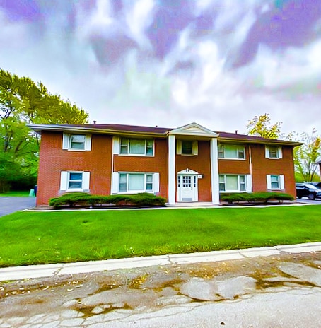 property at 6 Thomas Ct