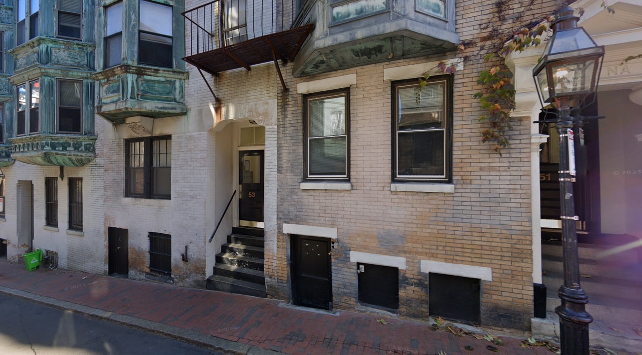 53 Joy St, Unit 2 in Boston, MA - Building Photo