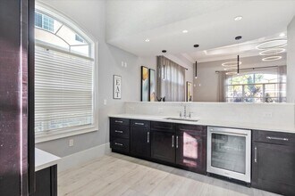 9905 Baywinds Dr, Unit 2206 in Royal Palm Beach, FL - Foto de edificio - Building Photo