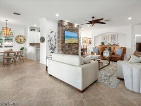9476 Napoli Ln in Naples, FL - Building Photo