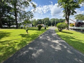 11 Tree Haven Ln in New Windsor, NY - Building Photo - Building Photo