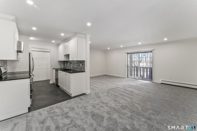 50 Aiken St in Norwalk, CT - Building Photo - Building Photo