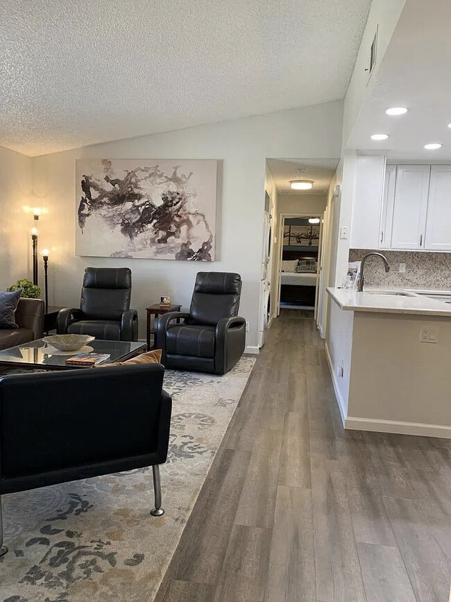 31200 Landau Blvd, Unit 1004 in Cathedral City, CA - Building Photo - Building Photo