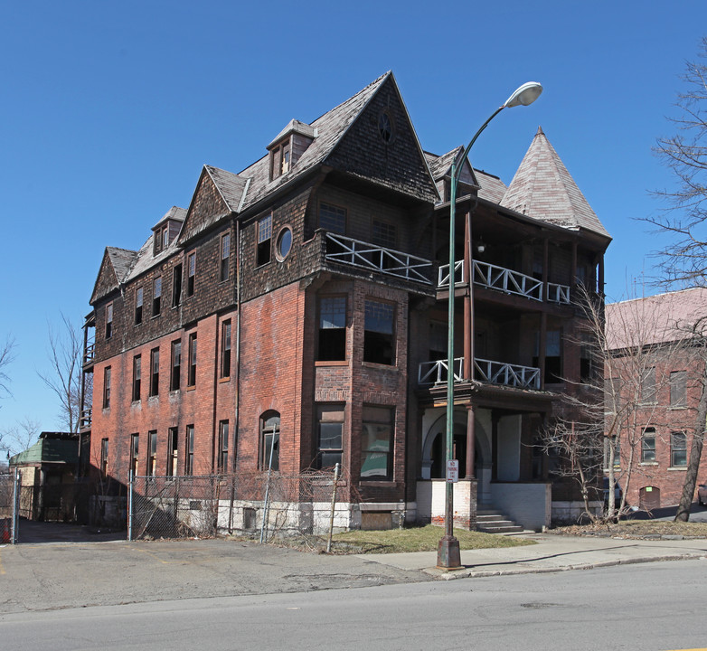 263 Washington St in Binghamton, NY - Building Photo