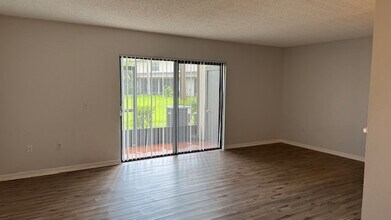 2805 Rhonda Ln in Melbourne, FL - Building Photo - Building Photo
