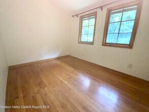 13 Duzine Rd in New Paltz, NY - Building Photo - Building Photo