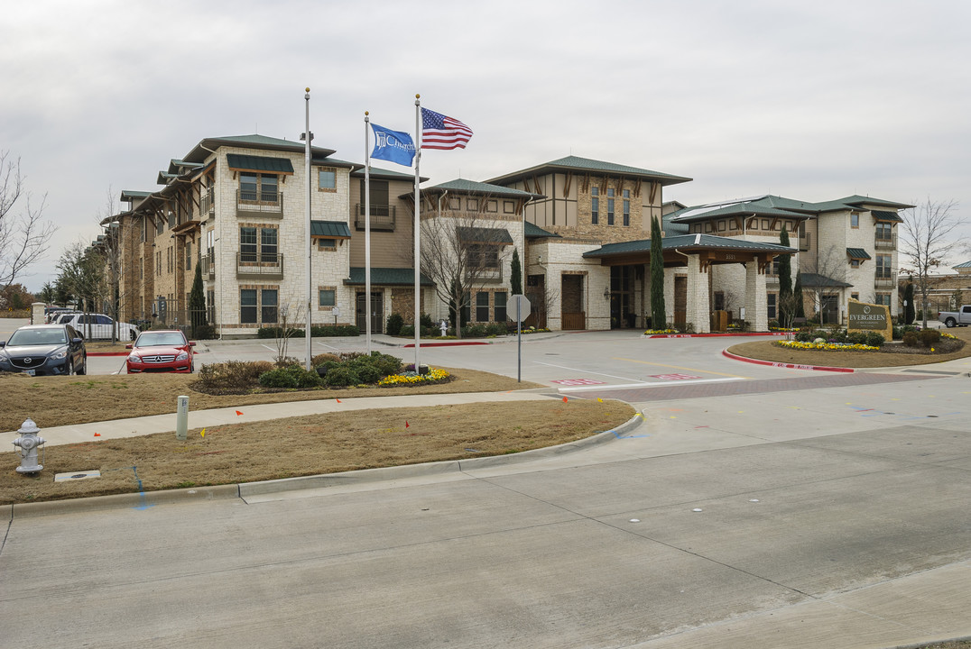 Evergreen at Richardson in Richardson, TX - Building Photo